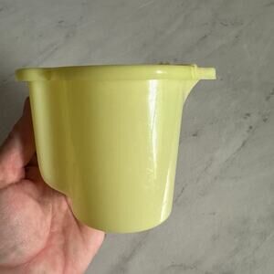 Vintage Tupperware Creamer Sugar Container Dispenser w/ Lid 574-4 578-13 Yellow